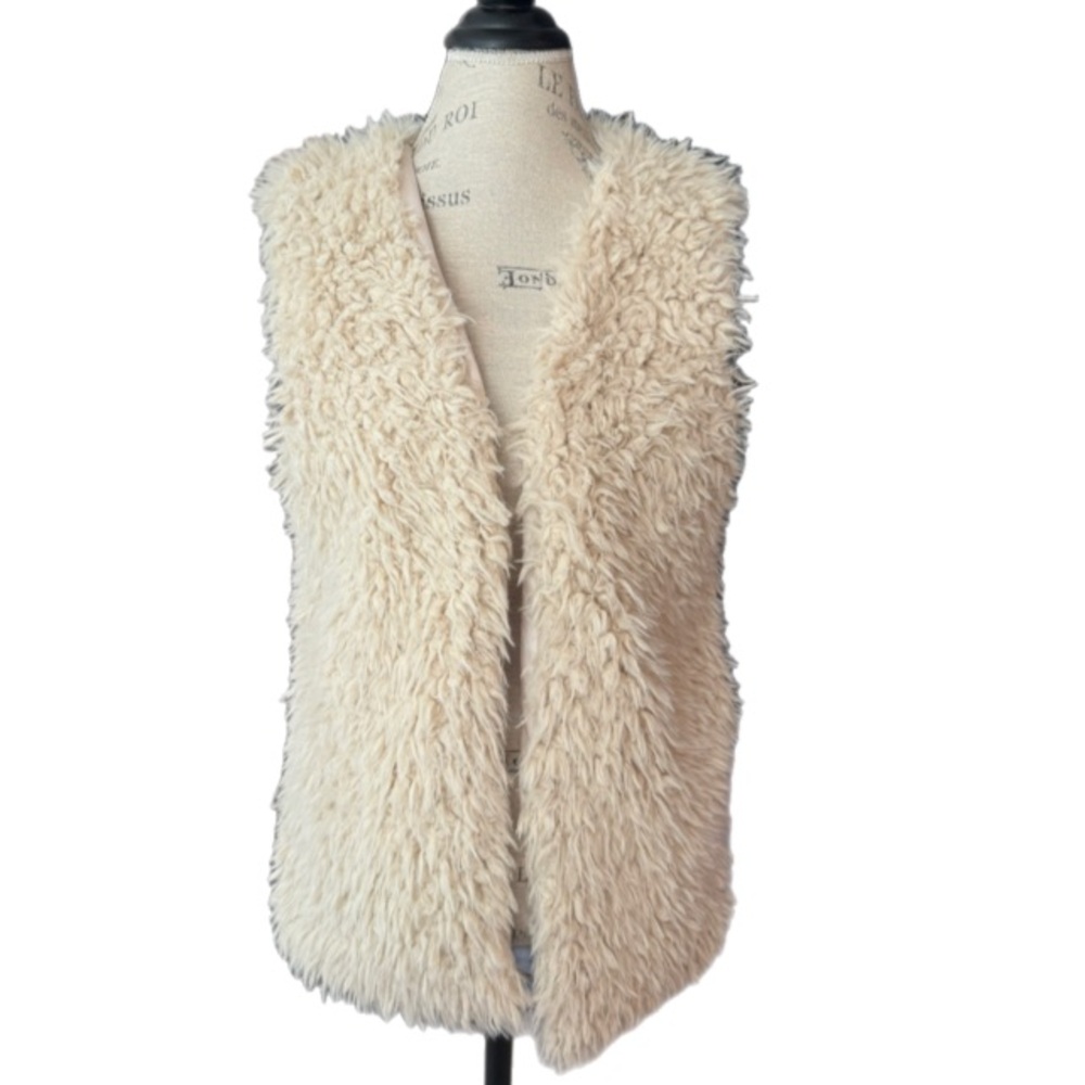 2 chic shearling vest size s/m